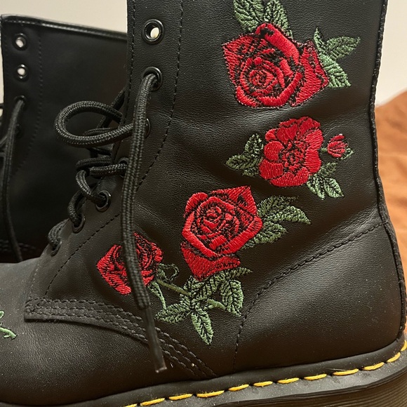 Dr. Martens Black Boots with Rose Embroidery - Picture 3 of 5